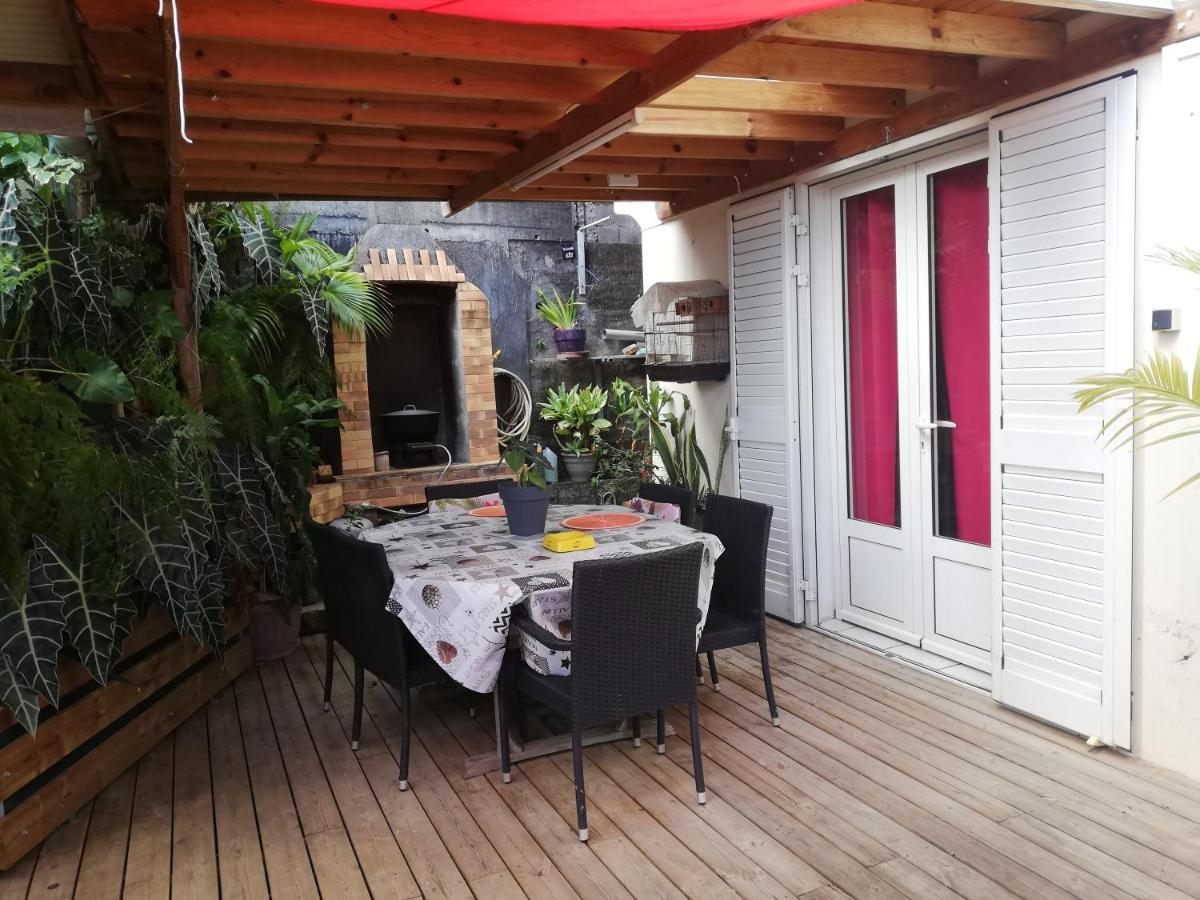 La Caz A Nou Appartement Saint Pierre Buitenkant foto