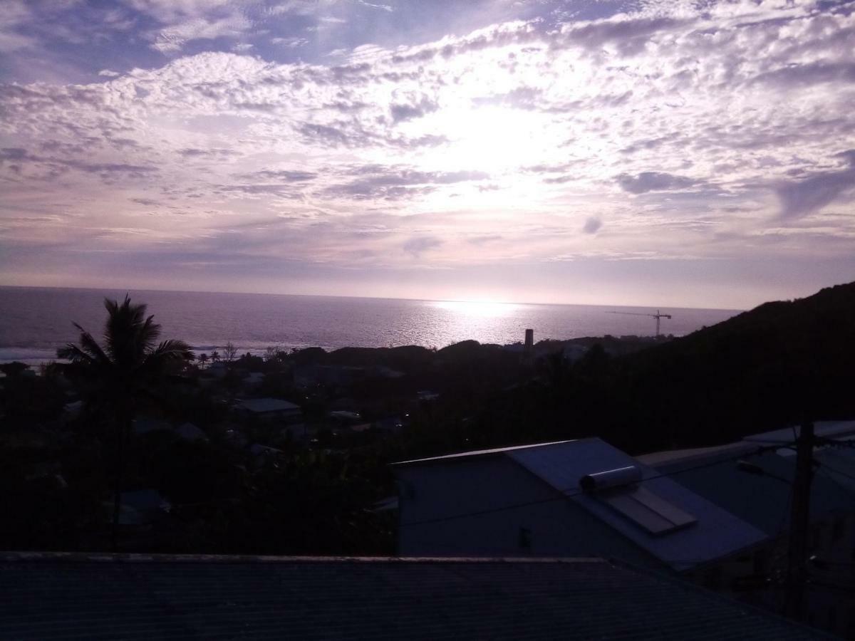 La Caz A Nou Appartement Saint Pierre Buitenkant foto